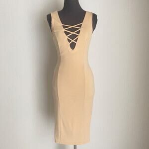 Privy sz S  cut‎ out fitted midi party dress